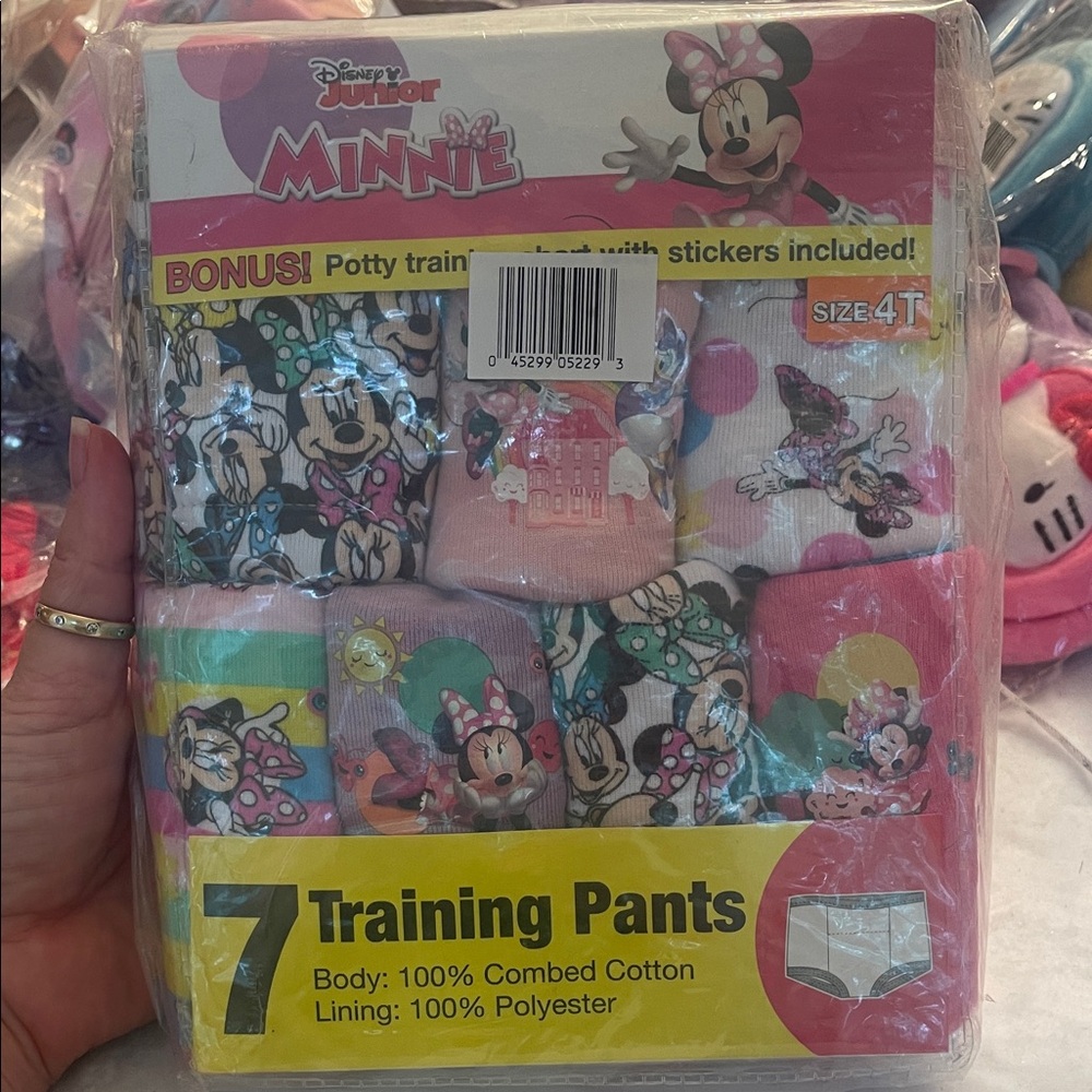 Disney Junior Minnie Mouse Training Pants nwt set of 7  4T